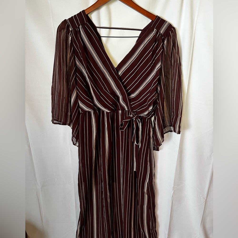 Bailey Blue Maxi Dress Size Large Maroon Pinstripes with Winged Sleeves